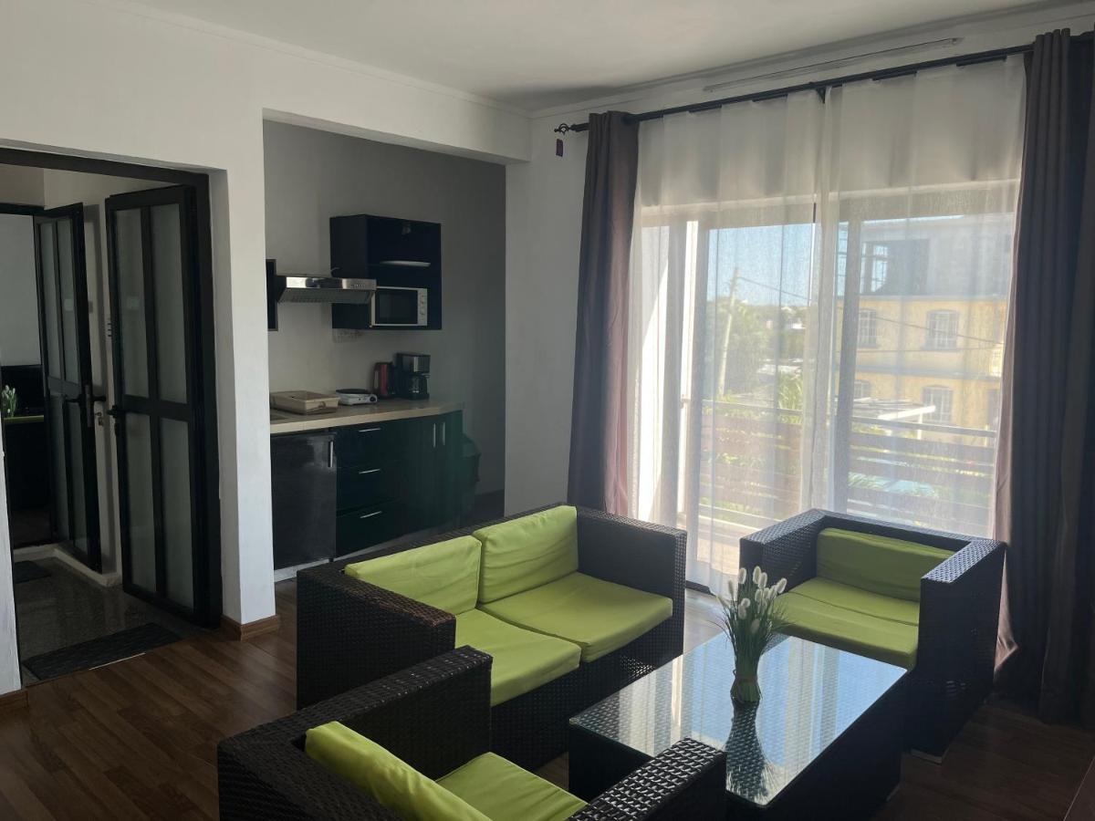 Le Binome Aparthotel Grand Baie Exterior foto