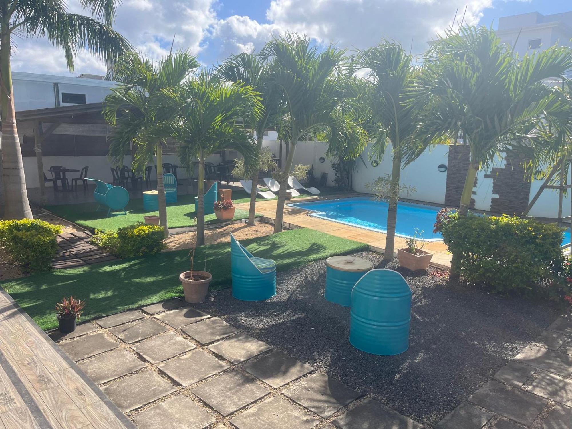 Le Binome Aparthotel Grand Baie Exterior foto
